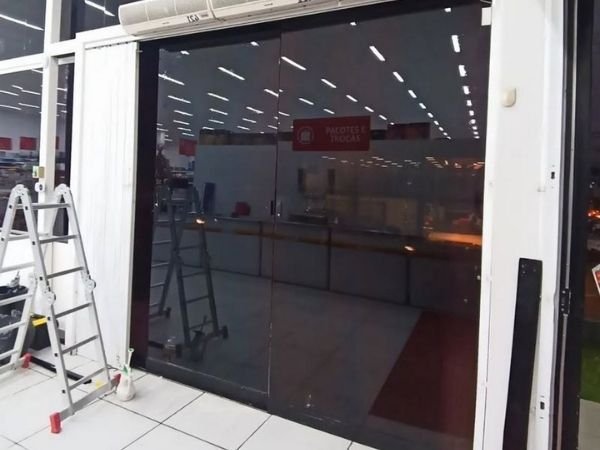 Melhore o conforto térmico com película fumê em Santo André